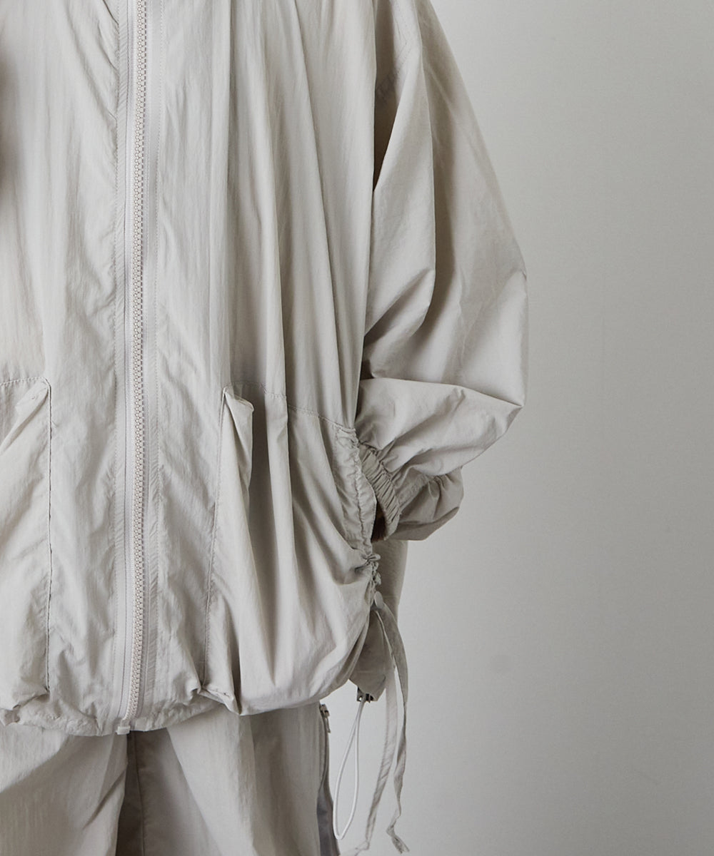 撥水加工フーデットブルゾン