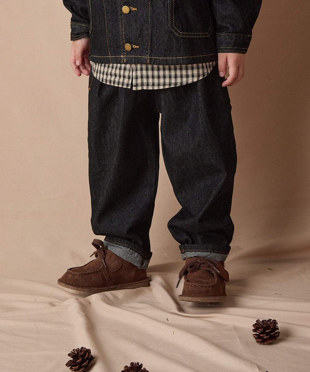 ブラックデニムテーパードパンツ ブラックデニムテーパードパンツ