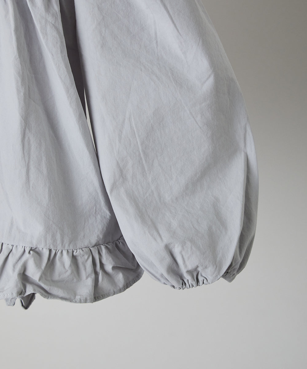 スタンドフリルシャーリングブラウス