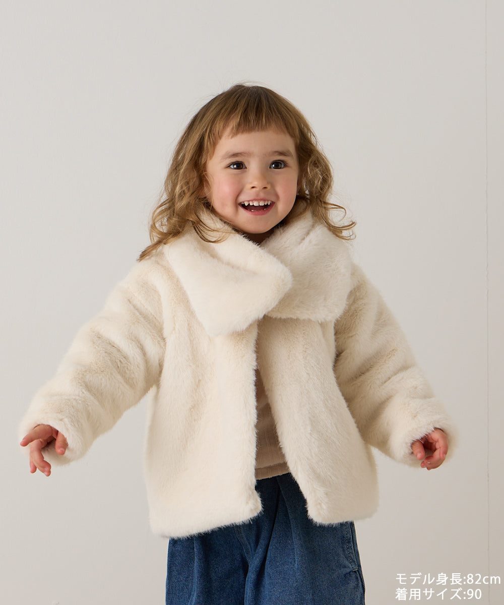 ティペット付きフェイクファーコート