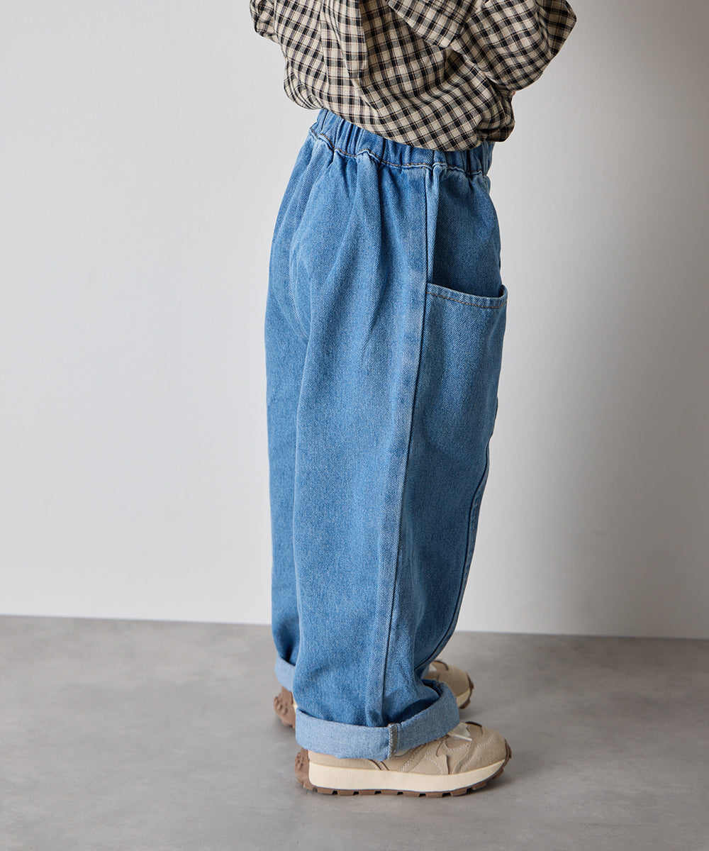 センターシームデニムパンツ