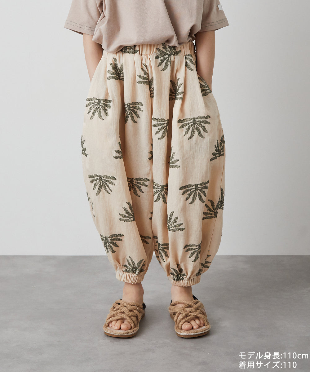 ボタニカル刺繡バルーンパンツ