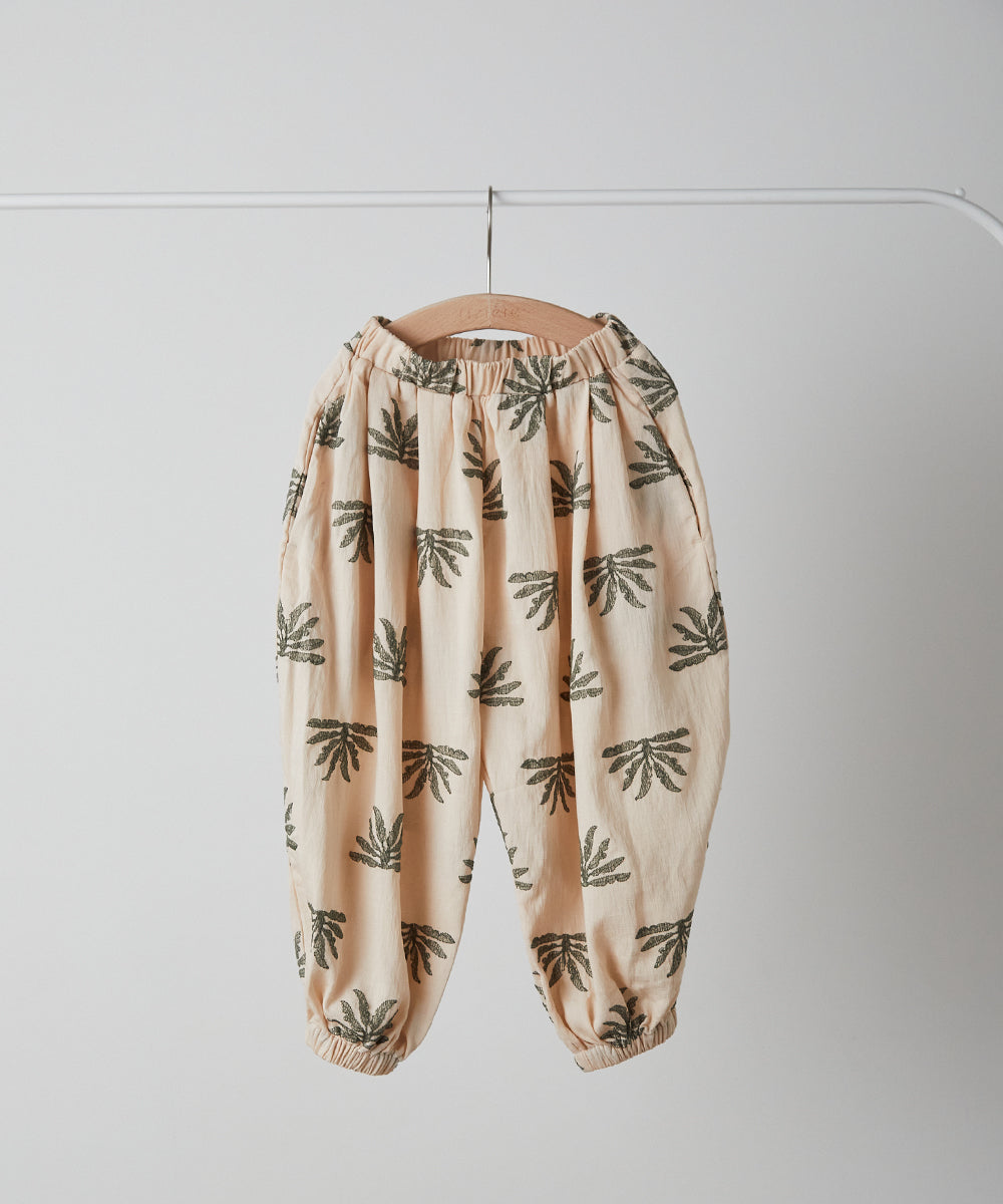 ボタニカル刺繡バルーンパンツ