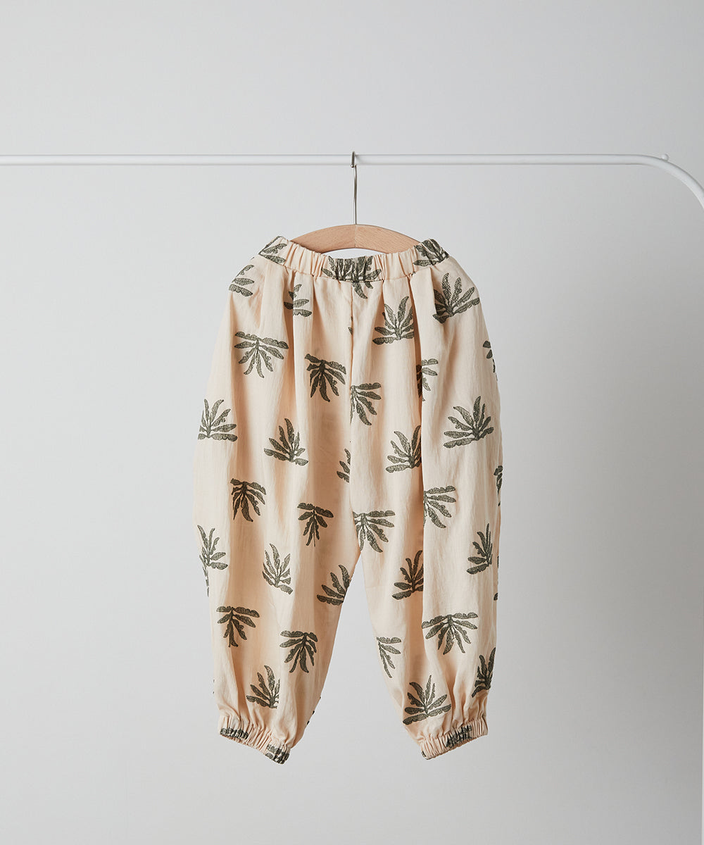 ボタニカル刺繡バルーンパンツ
