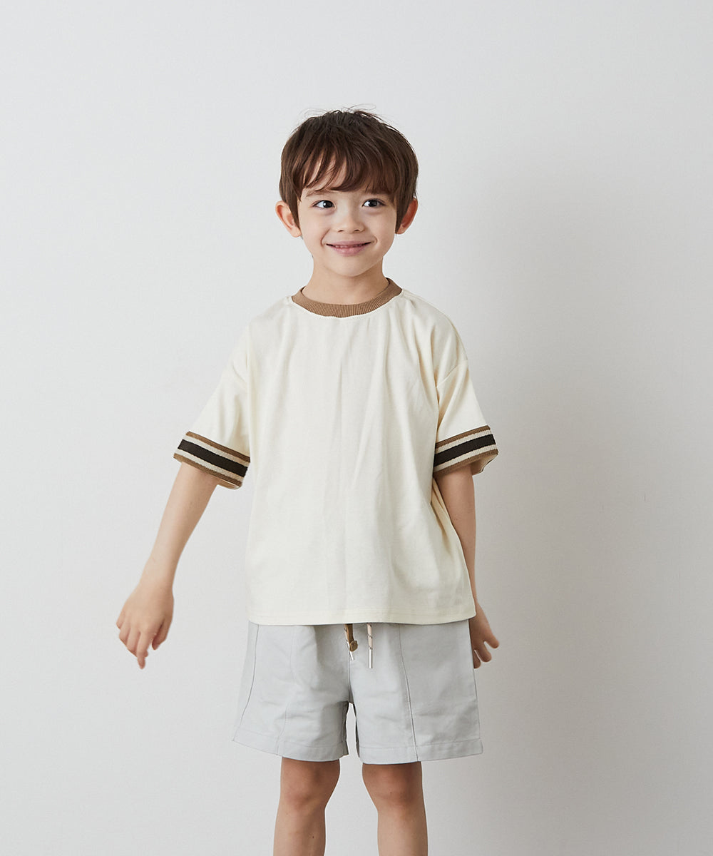 ドローストリング付きセンターシームショートパンツ