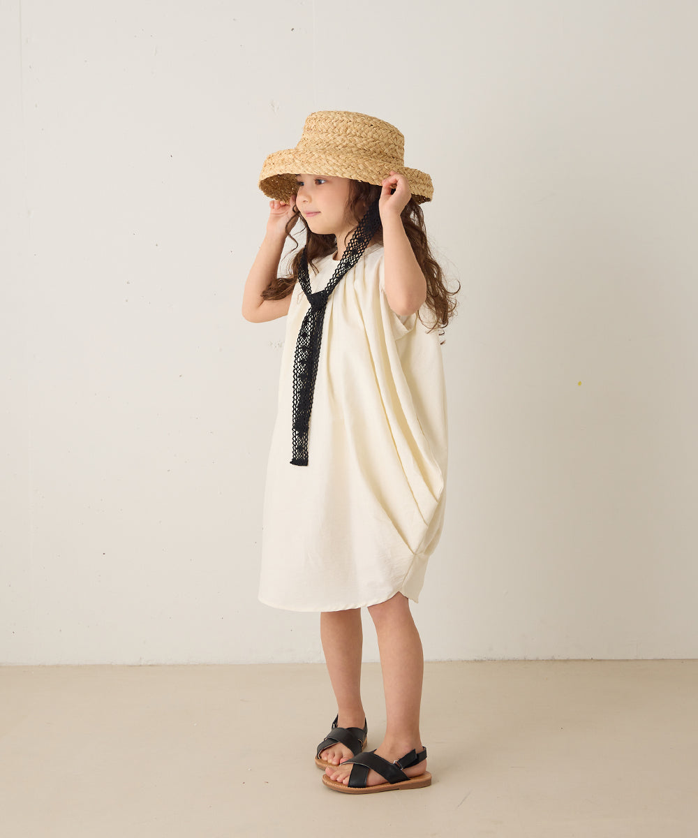 立体シルエットワンピース