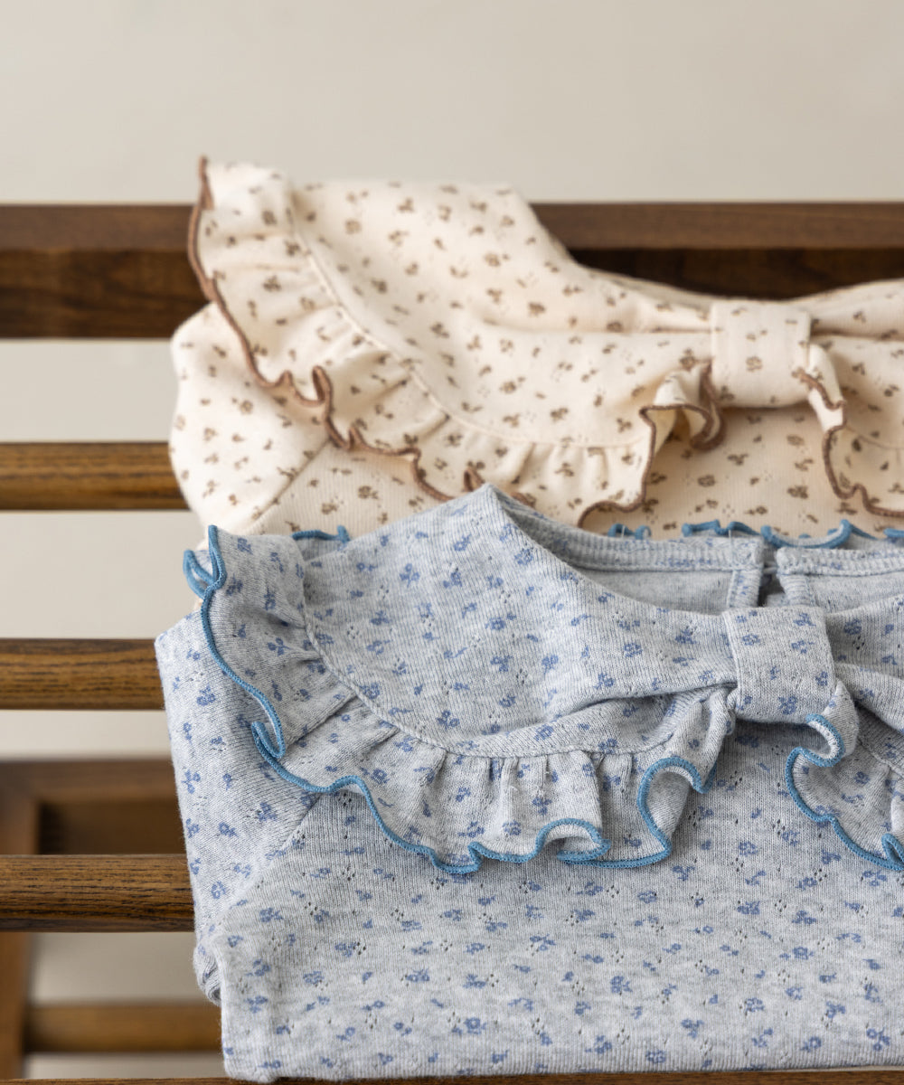 花柄ポインテルリボンモチーフプルオーバー