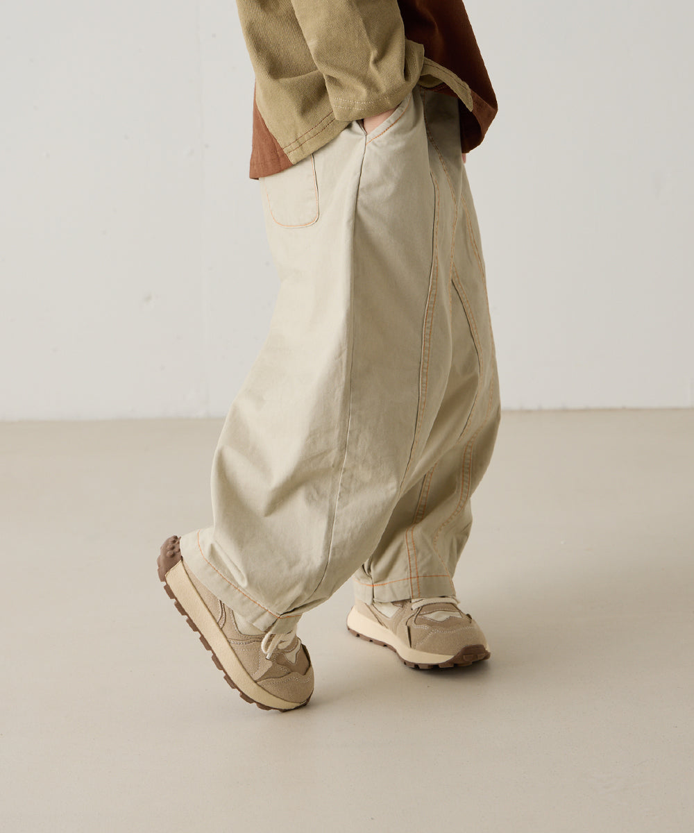 センターダブルシーム配色ステッチパンツ