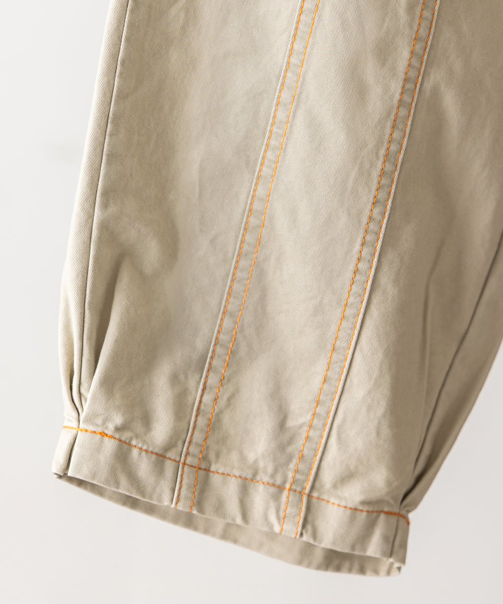 センターダブルシーム配色ステッチパンツ