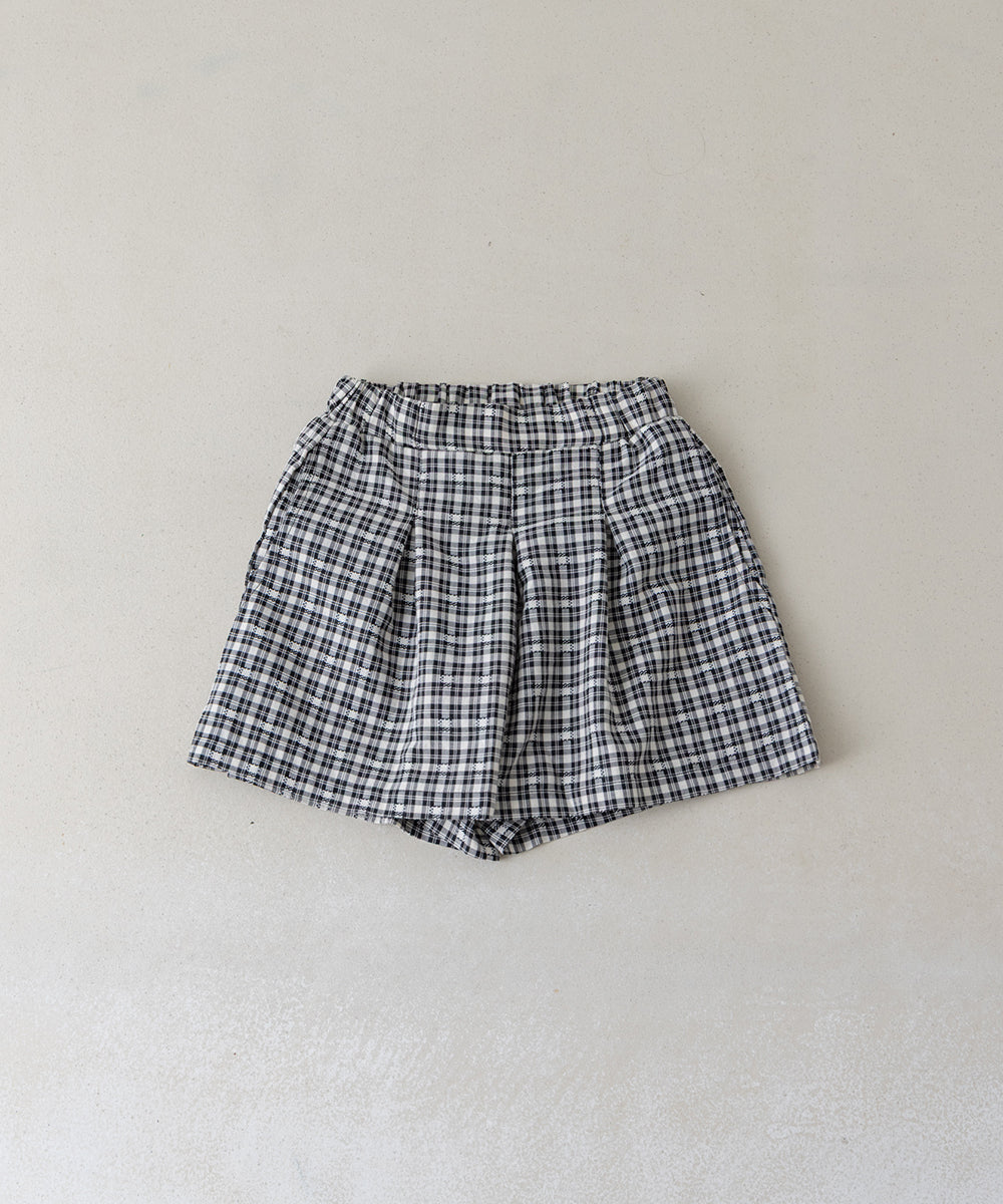 チェックタックショートパンツ