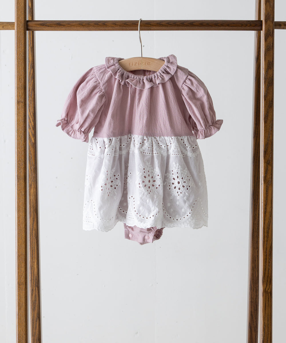 【リンク】スカラップレースエプロンベビーロンパース