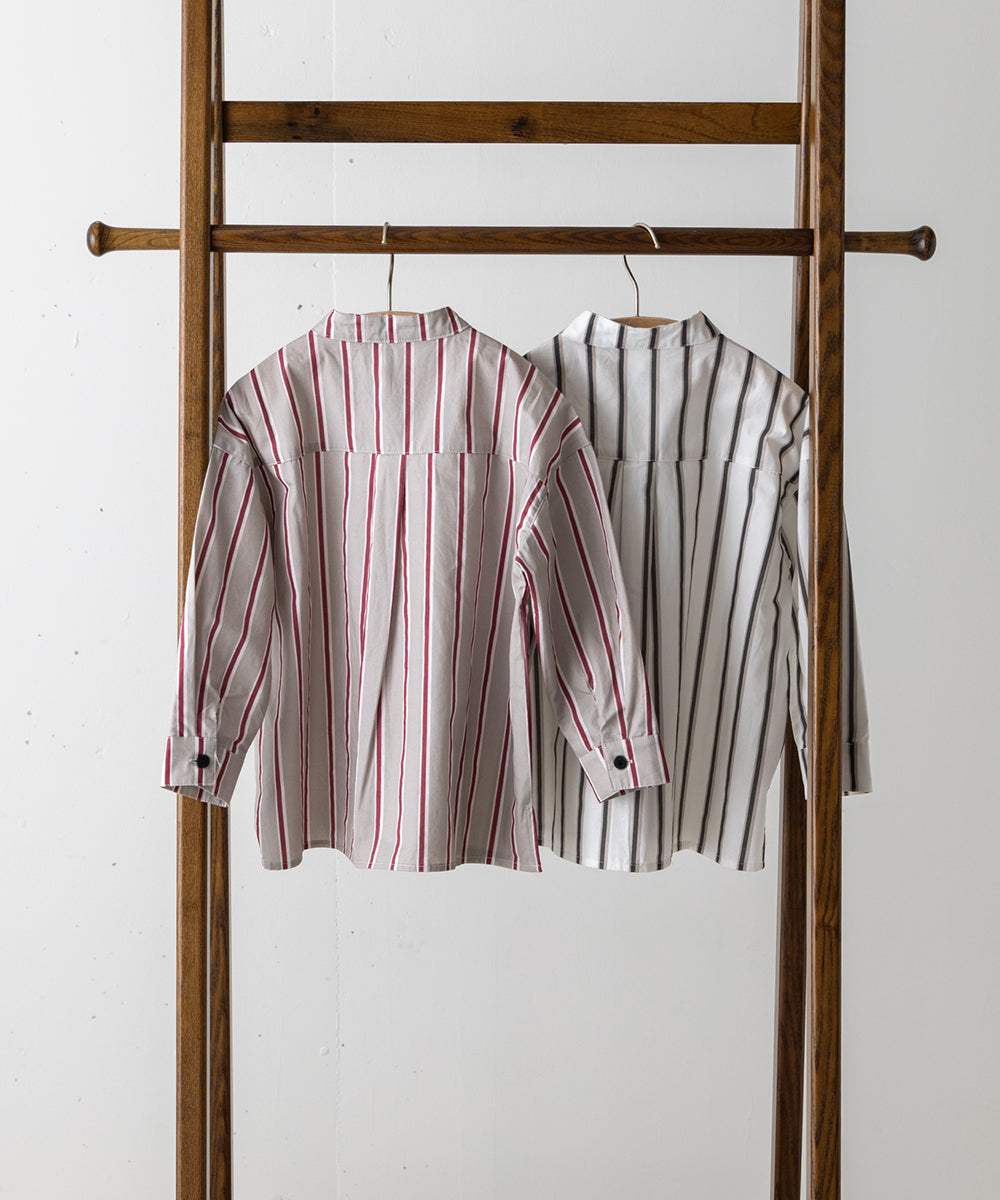選べる2色コットンバンドカラーストライプシャツ(ボタン取り外し対応)