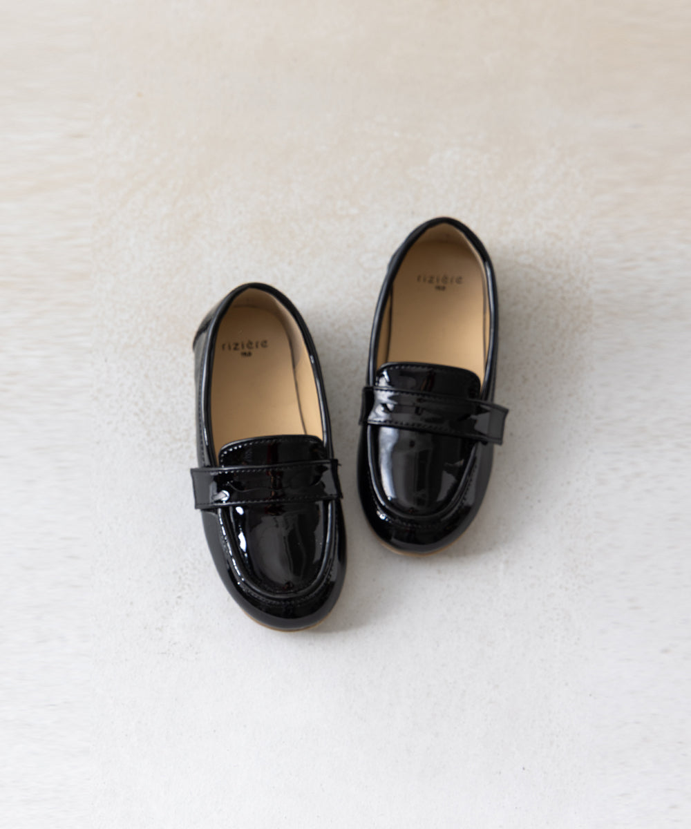 簡単着脱フェイクエナメルローファー