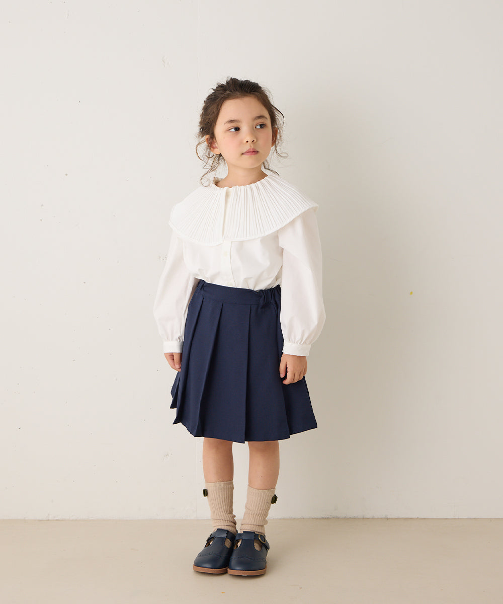 プリーツカラーブラウス