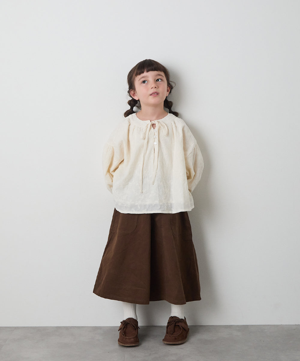 フロントリボンレースブラウス