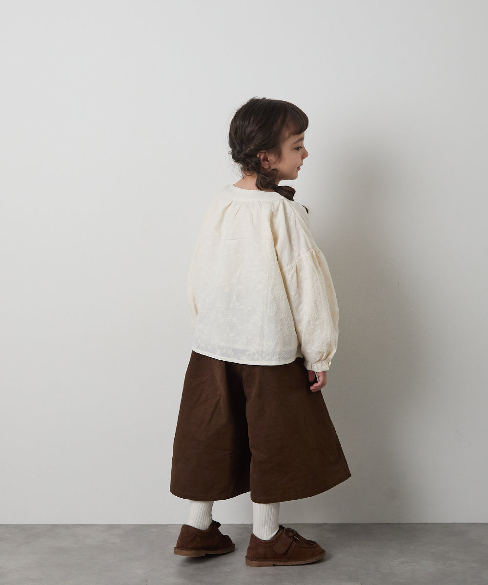 フロントリボンレースブラウス