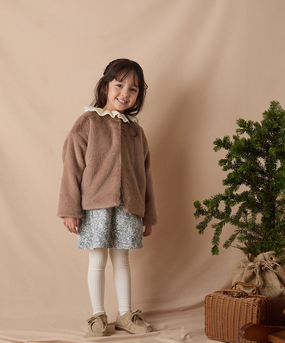 ティペット付きフェイクファーコート