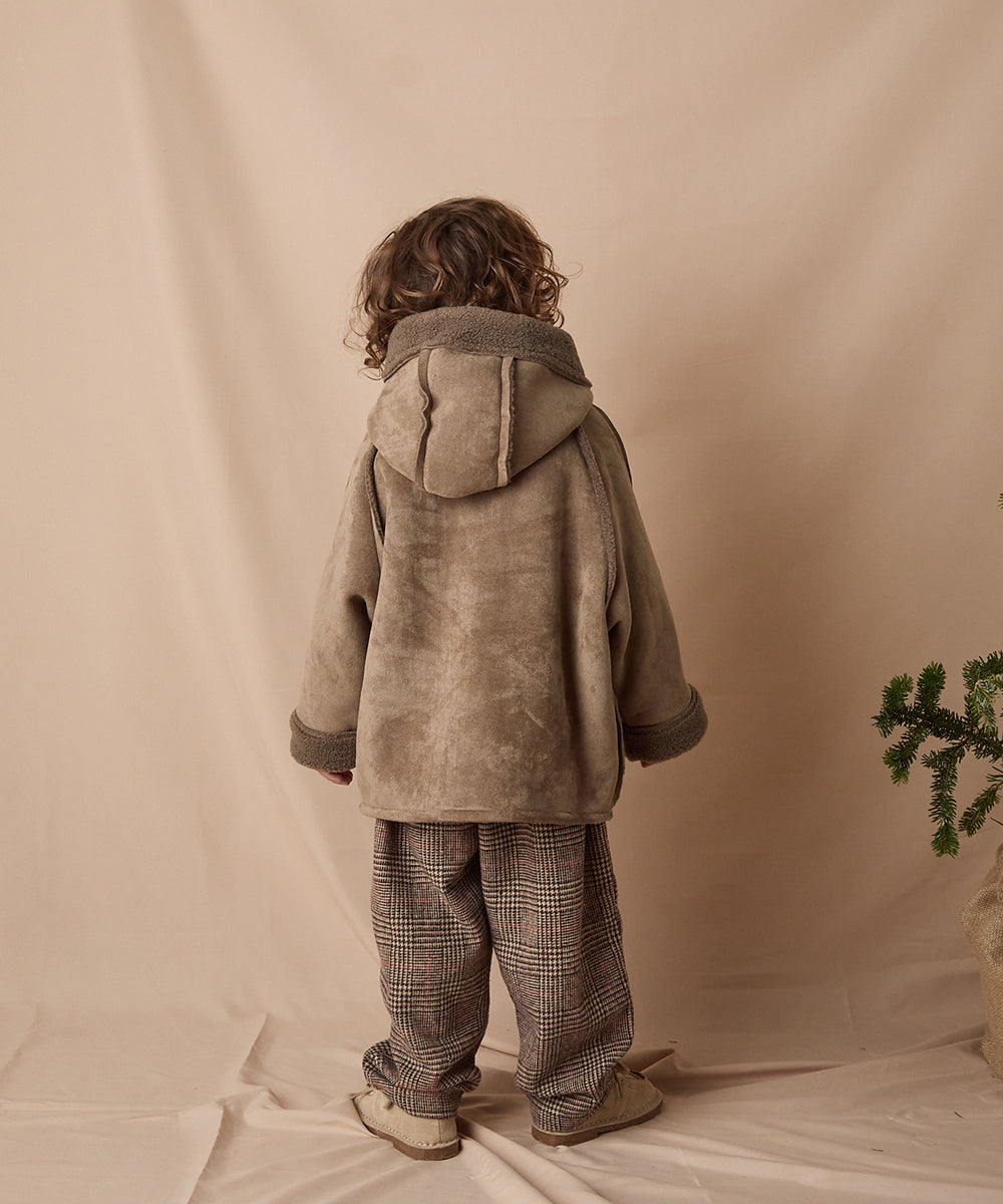 フェイクムートンコート