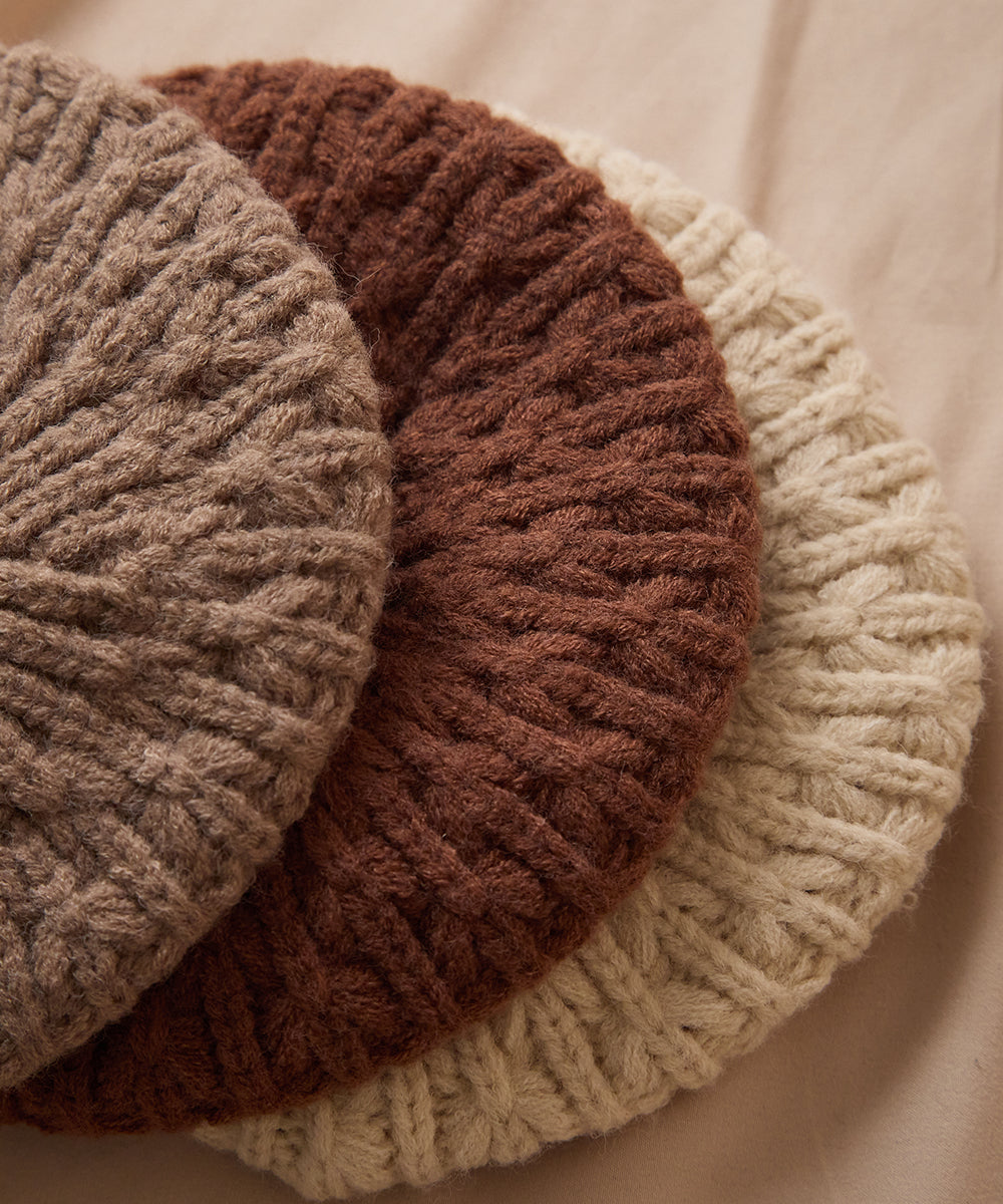 ロールアップニット帽