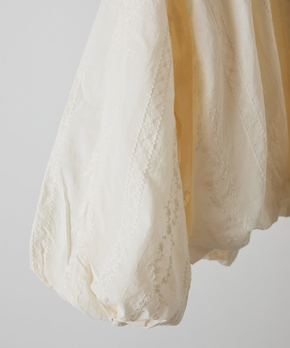 ピンタックバルーンレースブルゾン