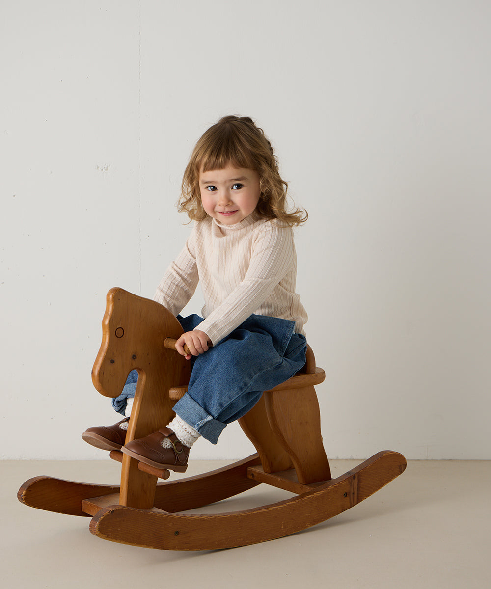 ジャガード柄シームレスハイネックプルオーバー