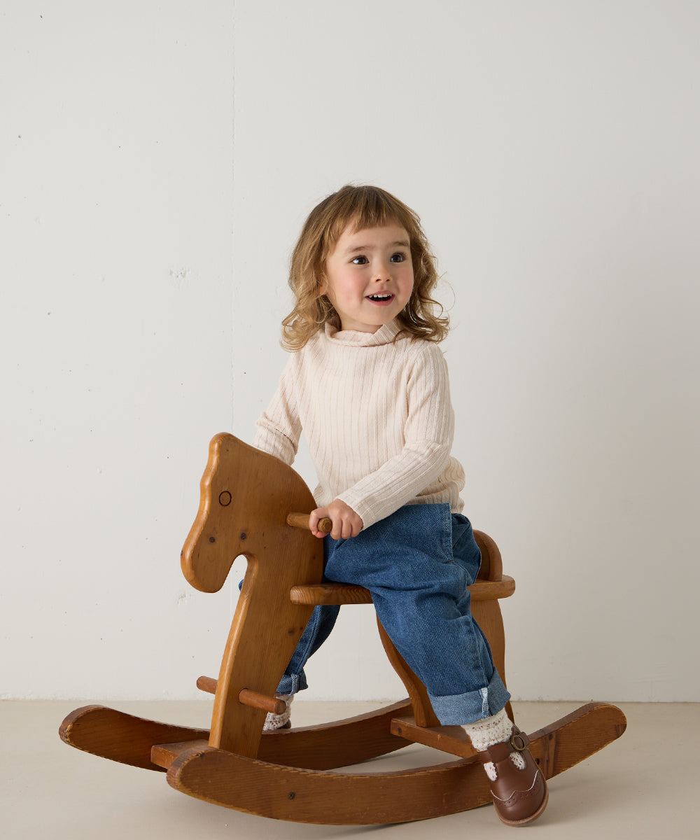 ジャガード柄シームレスハイネックプルオーバー