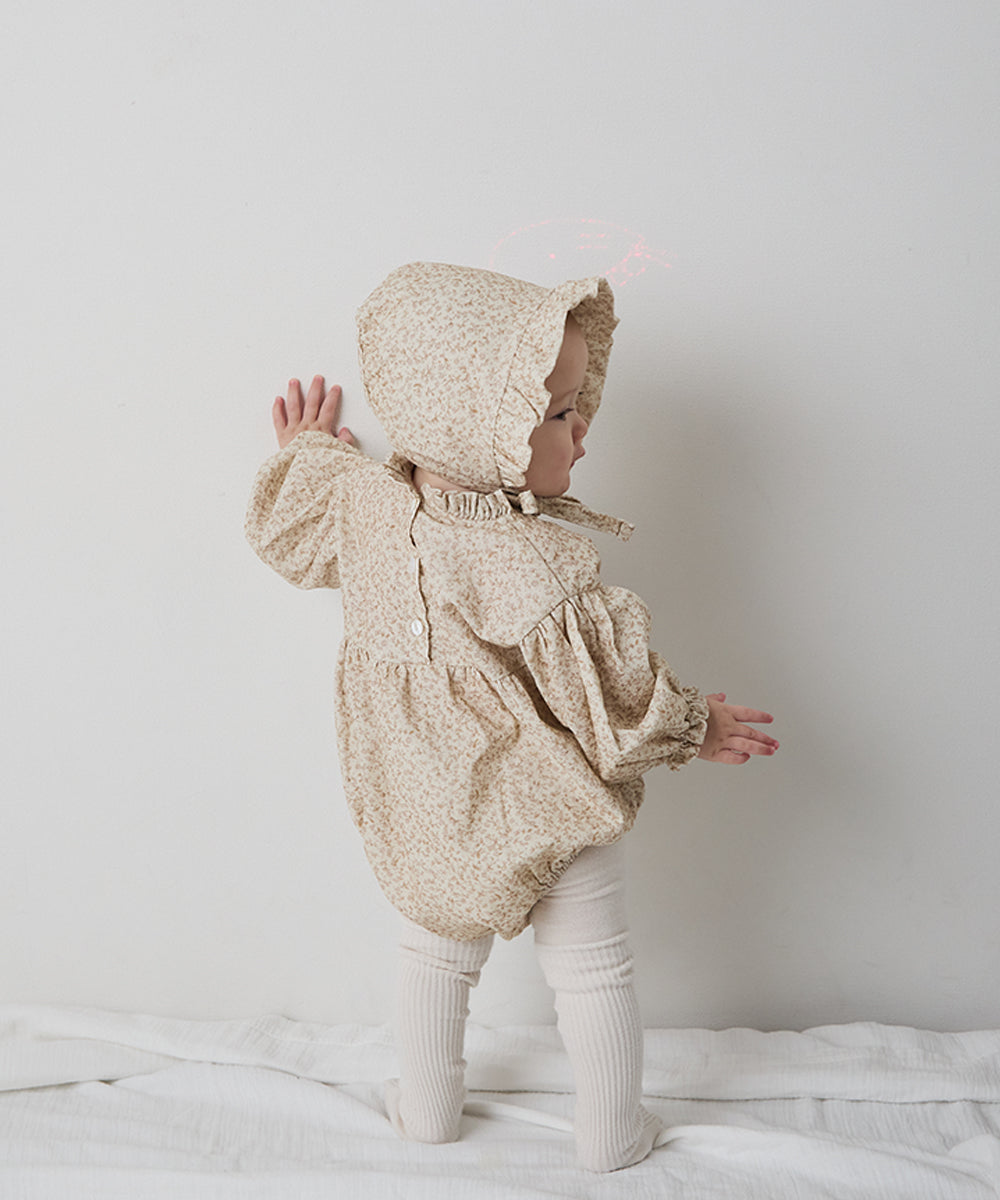 【リンクコーデ】ボンネット付きフラワーコーデュロイフリルロンパース