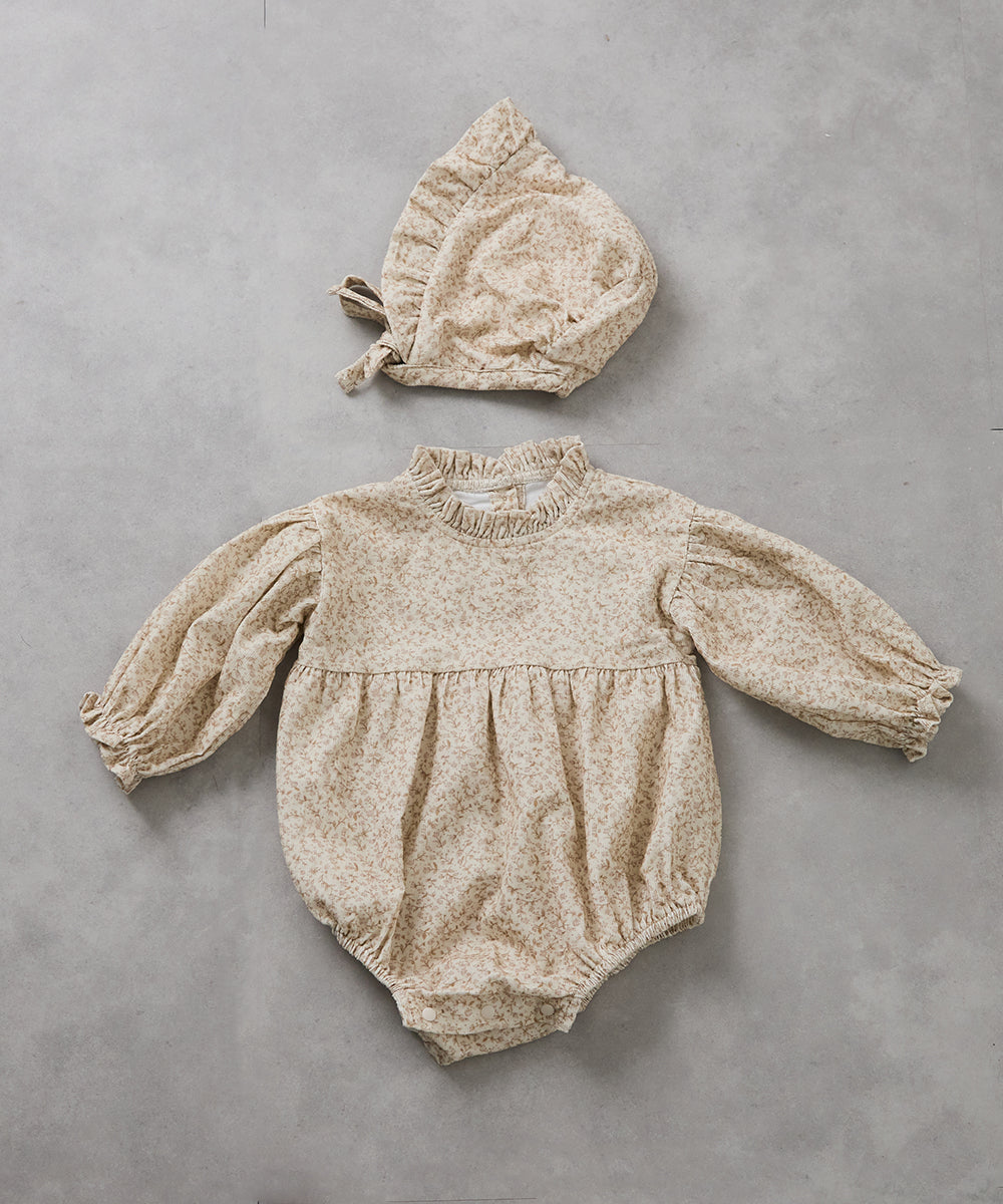 【リンクコーデ】ボンネット付きフラワーコーデュロイフリルロンパース