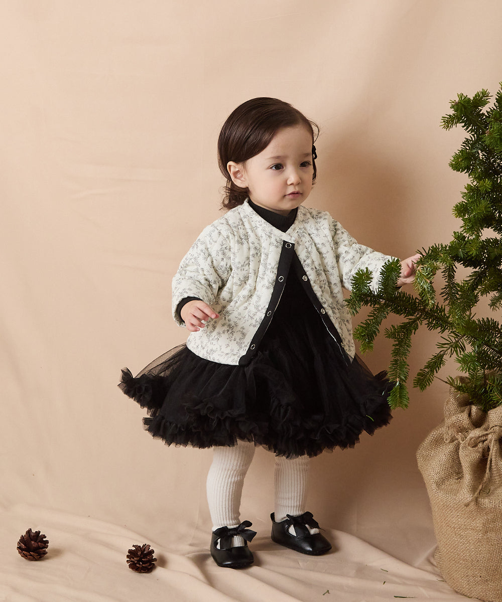 プープレフルルのチューリップ刺繍スカート　ブラック プープレフルルのチューリップ刺繍スカートブラック