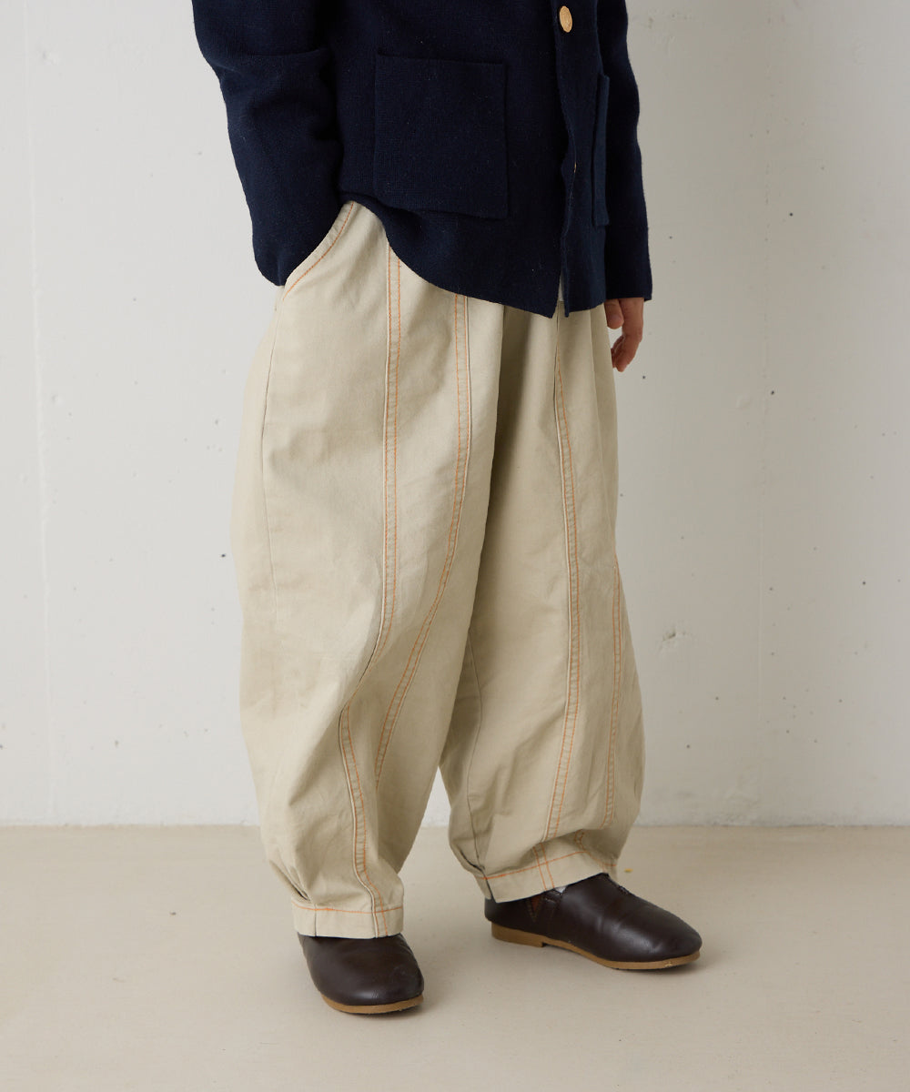 センターダブルシーム配色ステッチパンツ