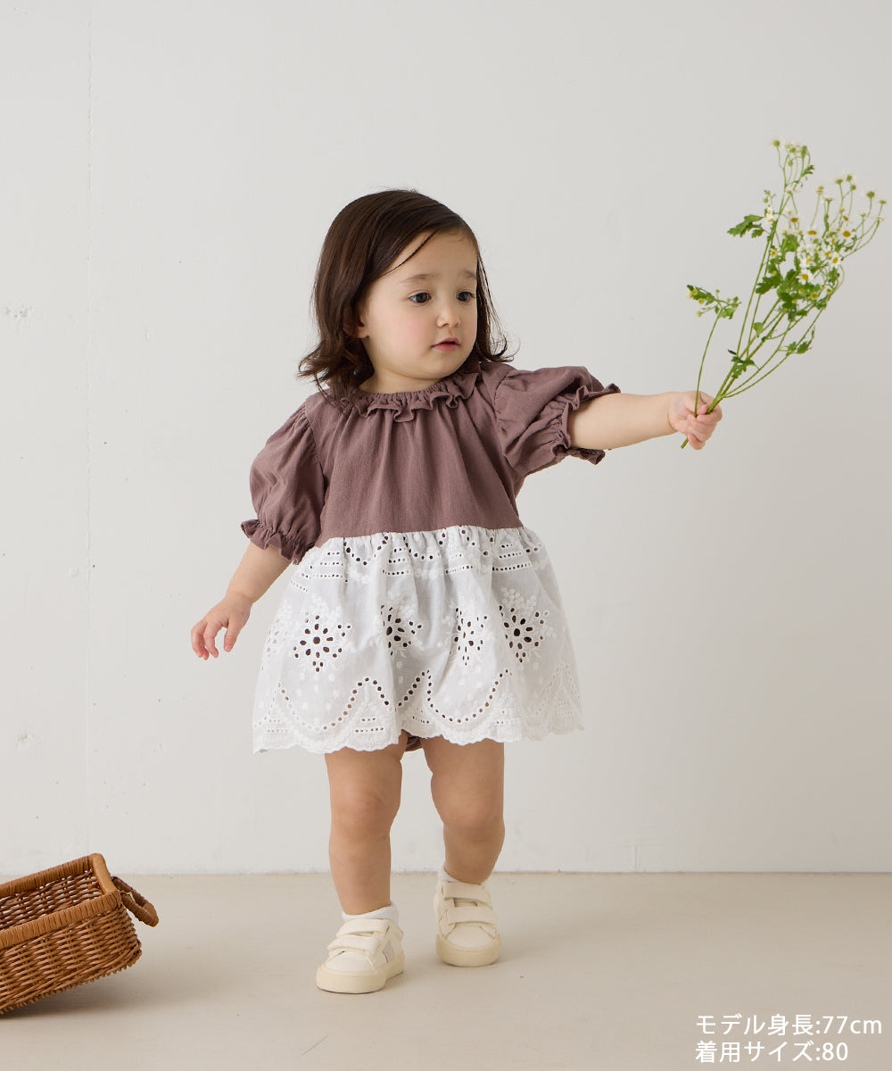 【リンク】スカラップレースエプロンベビーロンパース