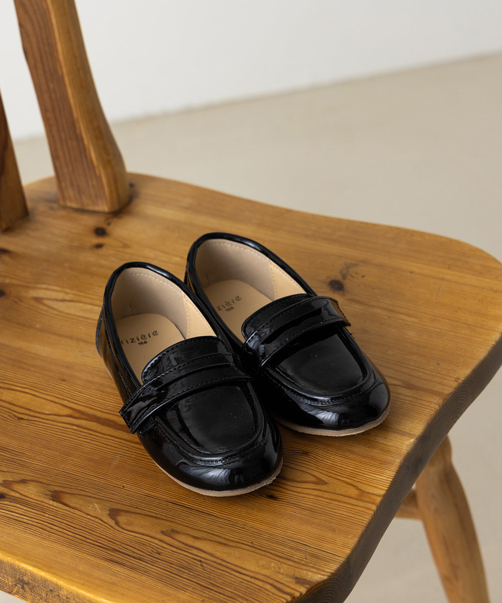 簡単着脱フェイクエナメルローファー