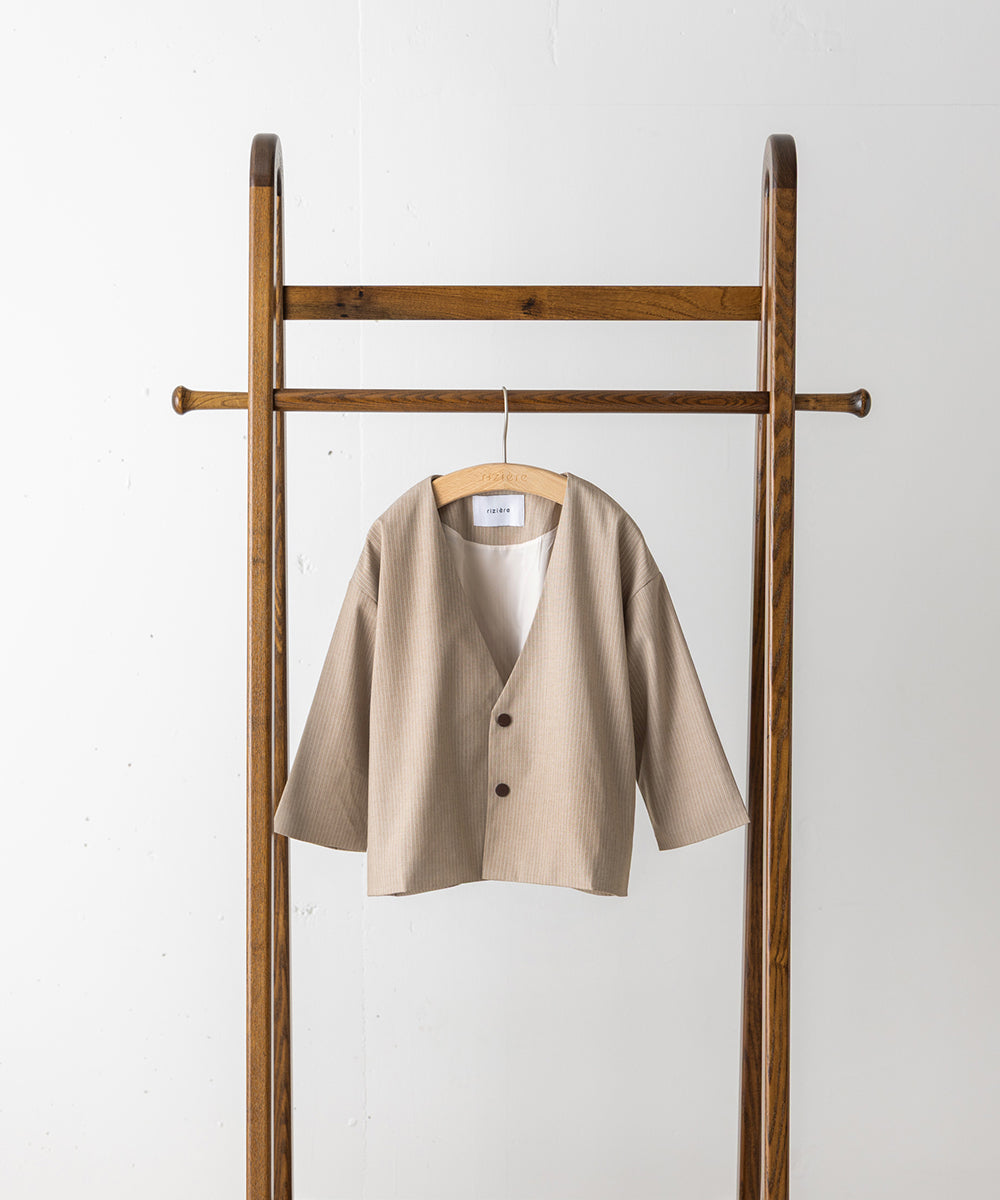 ストライプ柄ノーカラージャケットセットアップ