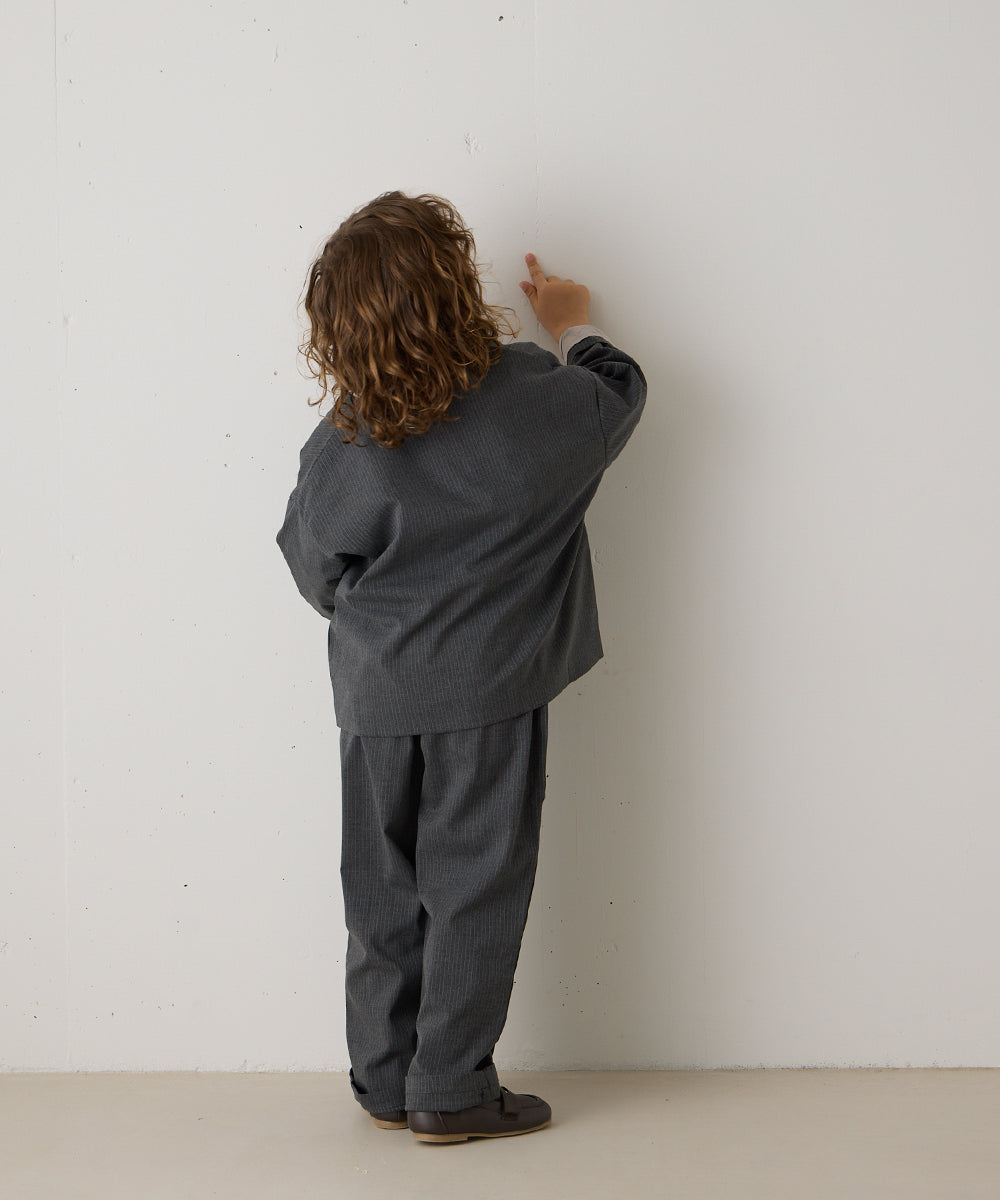 ストライプ柄ノーカラージャケットセットアップ